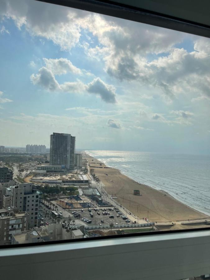 Amazing Suite On The Sea-סוויטה מדהימה על הים Bat Jam Exteriér fotografie