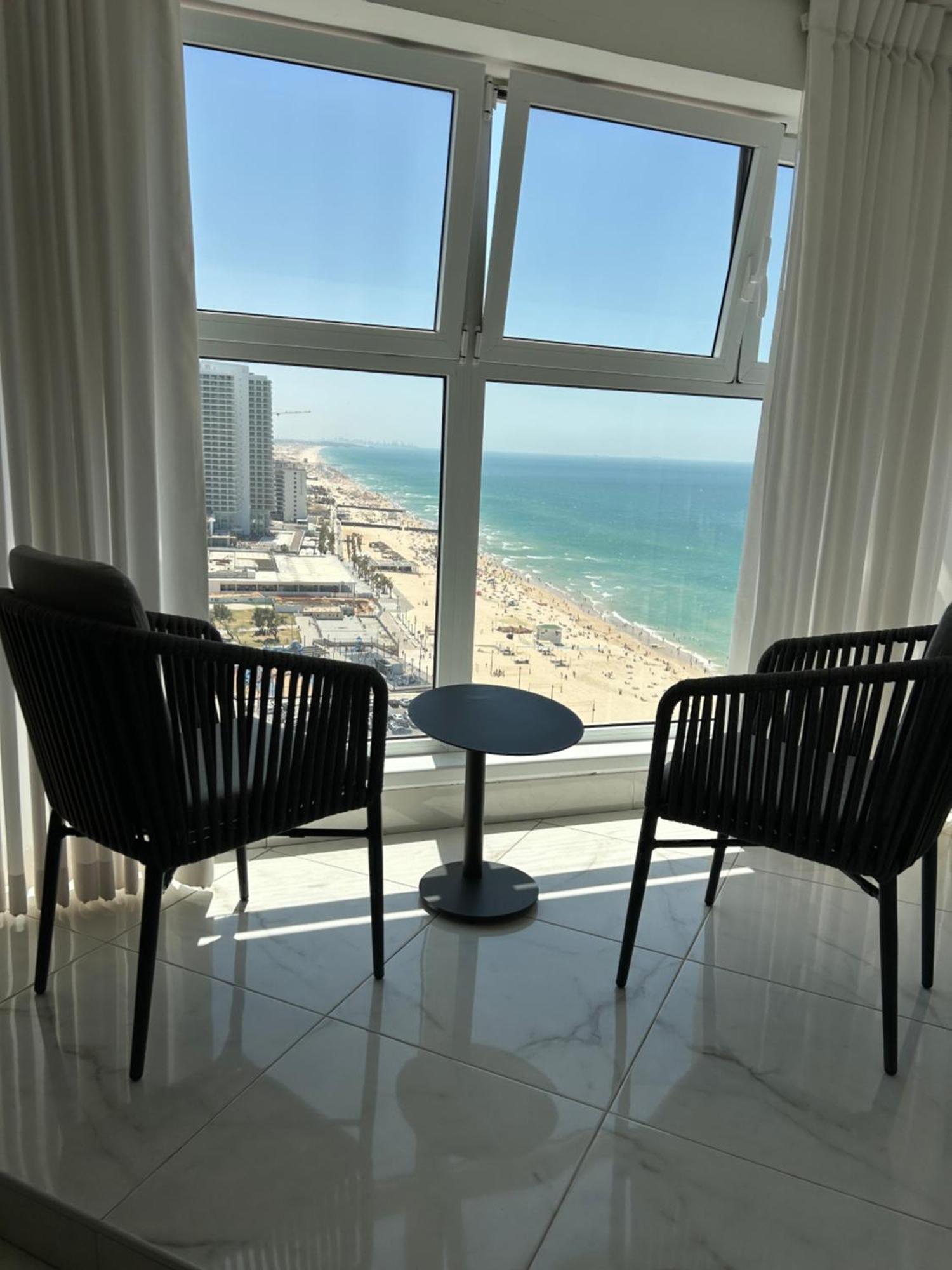 Amazing Suite On The Sea-סוויטה מדהימה על הים Bat Jam Exteriér fotografie